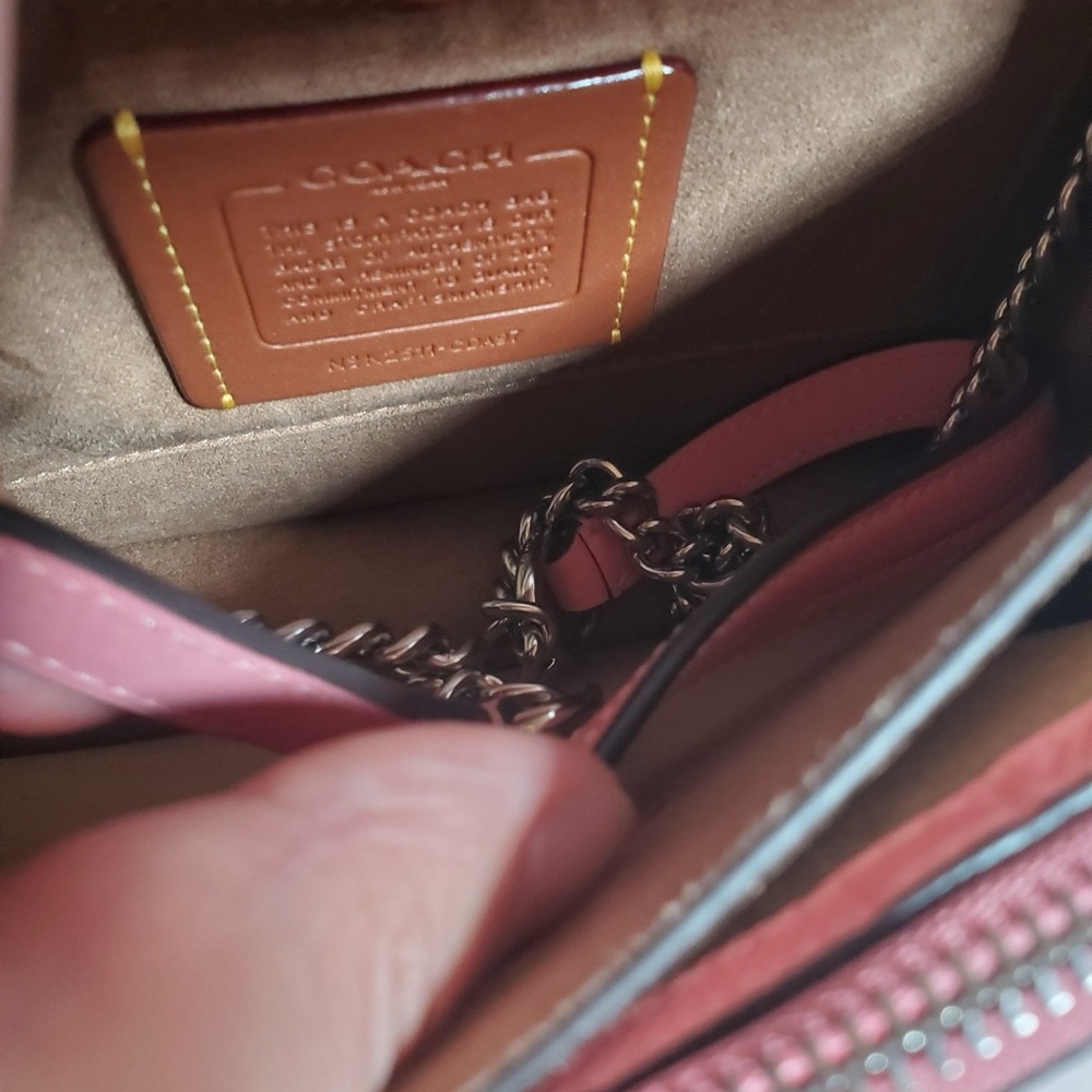 ‼️LAST One NWT Coach Klare Crossbody Bag In Signature Leather  Silver/pink - Picture 8 of 10